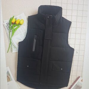 Women's Black Puffer Vest